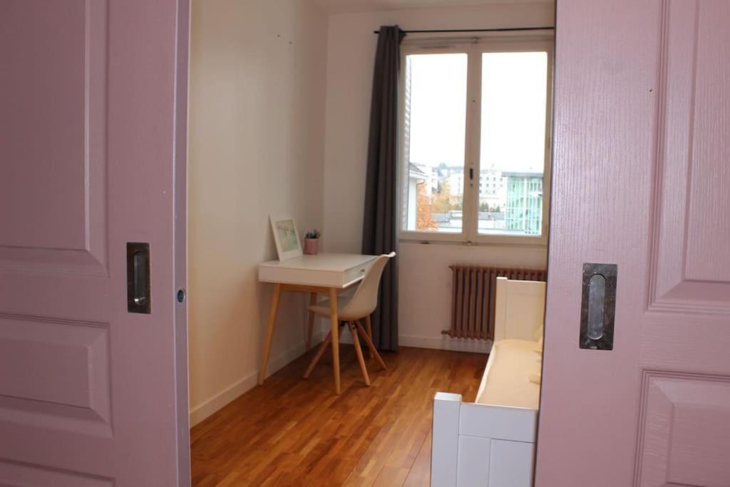 Le Jane : Centre Ville, Garage, Balcon Annecy Exterior photo