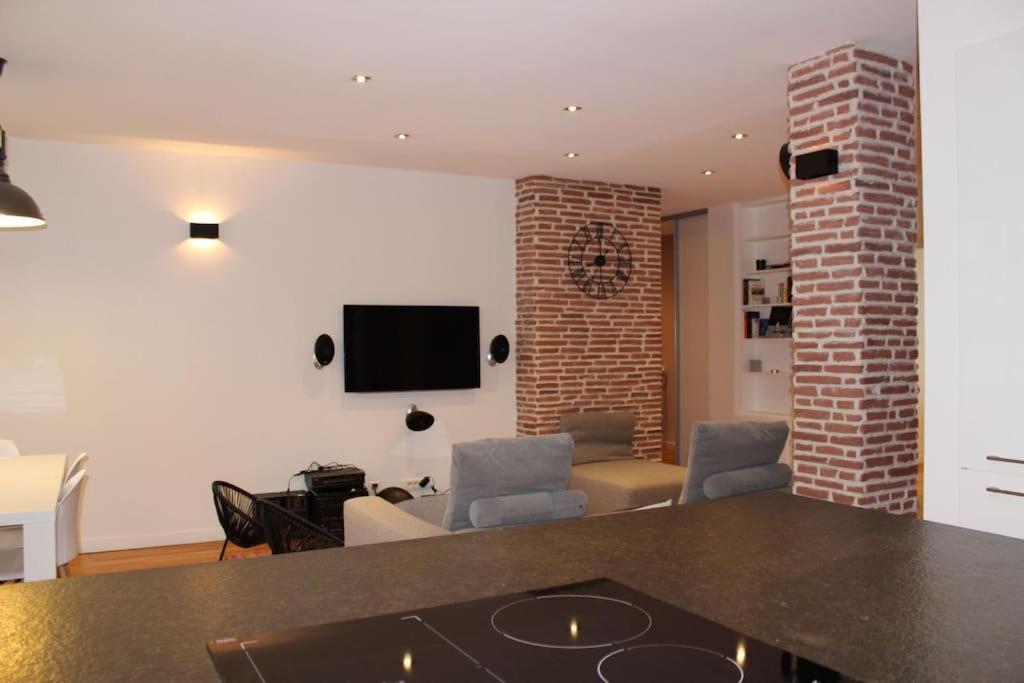 Le Jane : Centre Ville, Garage, Balcon Annecy Exterior photo